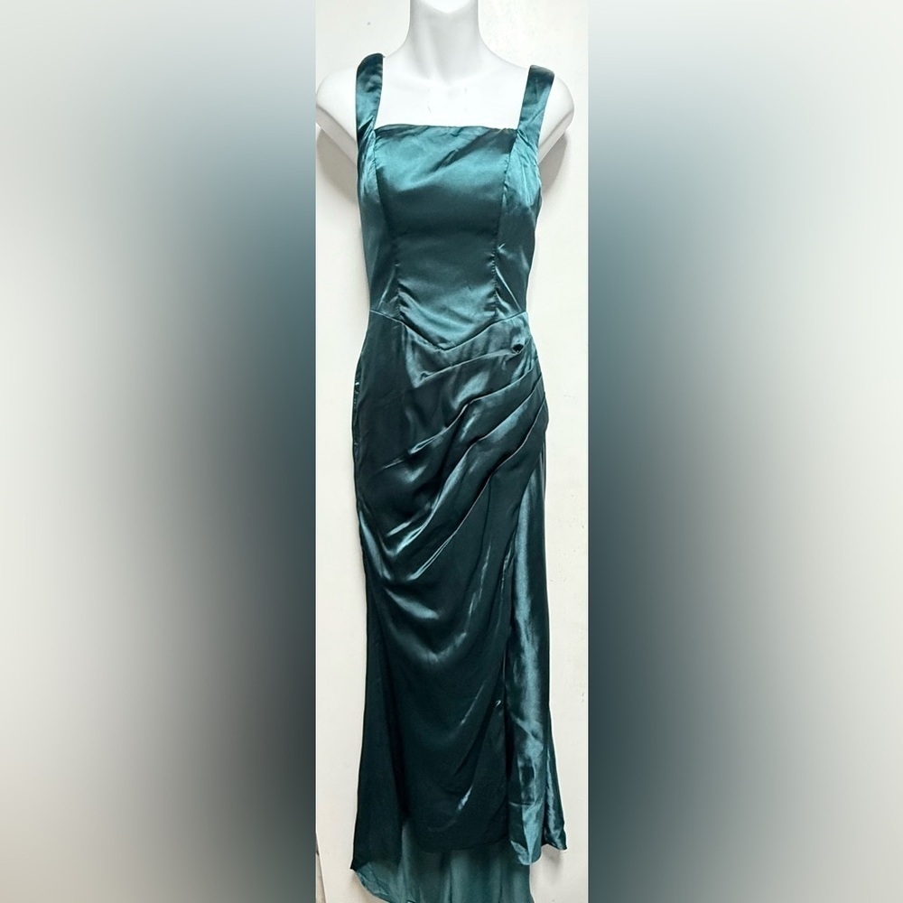 Elegant Teal Satin Evening Gown Size 6 - Picture 1 of 11